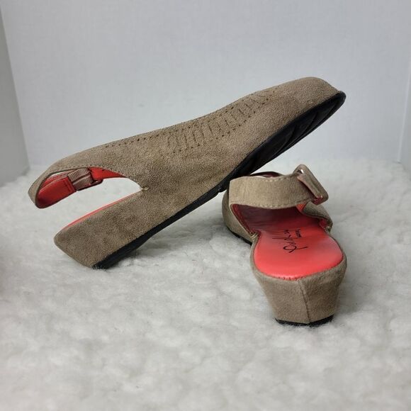 Pas de Rouge Women's Size 6 Suede Millie Peep Toe Tan Heel - Picture 6 of 10